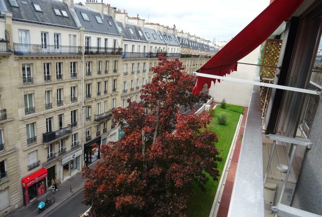 53079-1388-11122025-233933-3