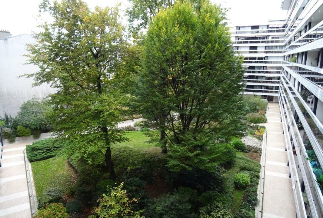 53079-1397-12122025-195213-4