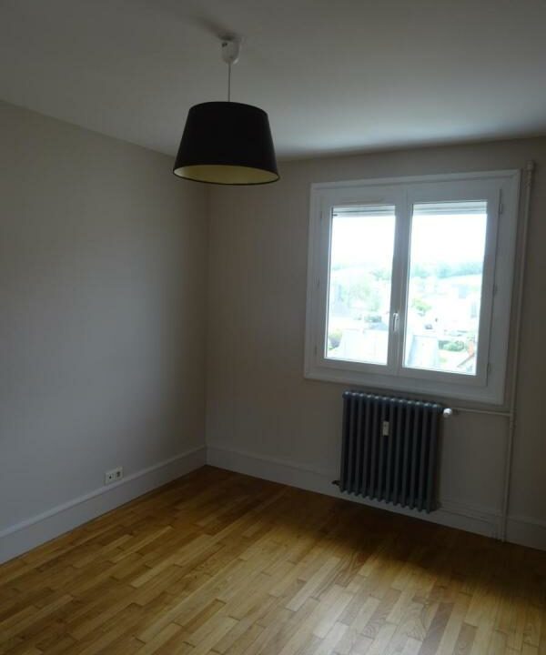 53079-1393-17042026-162653-5